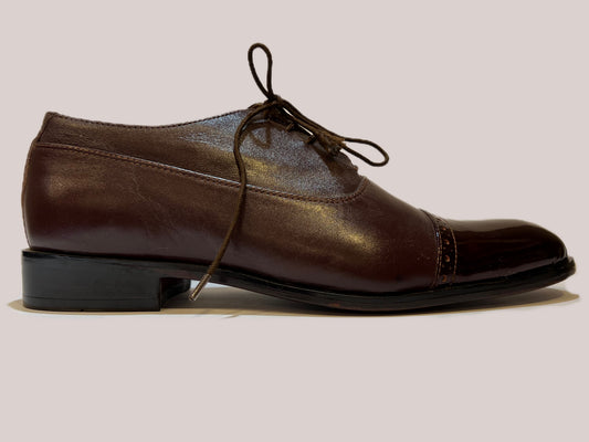 BURGUNDY OXFORD PATENT TOE